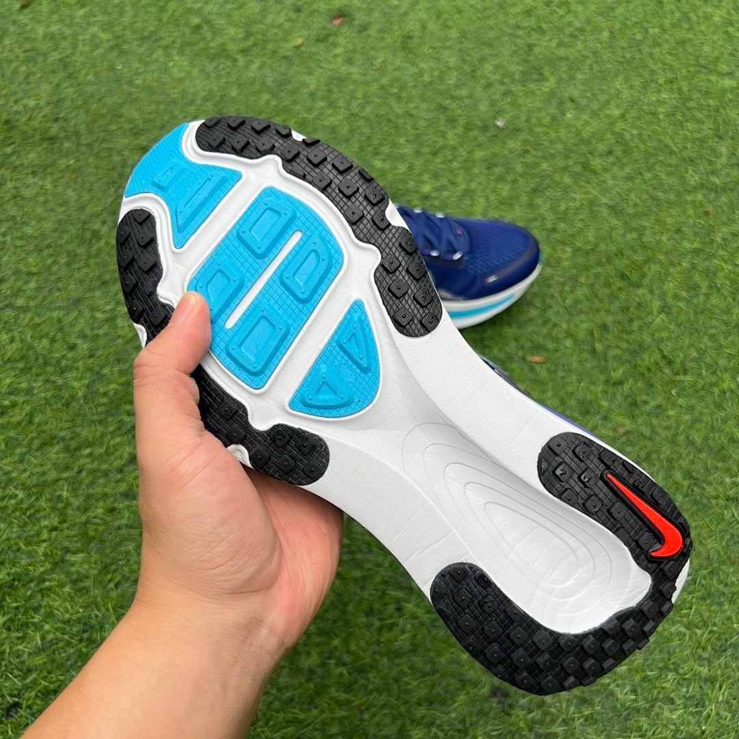 Nike Invincible 3 ZoomX Running Shoes