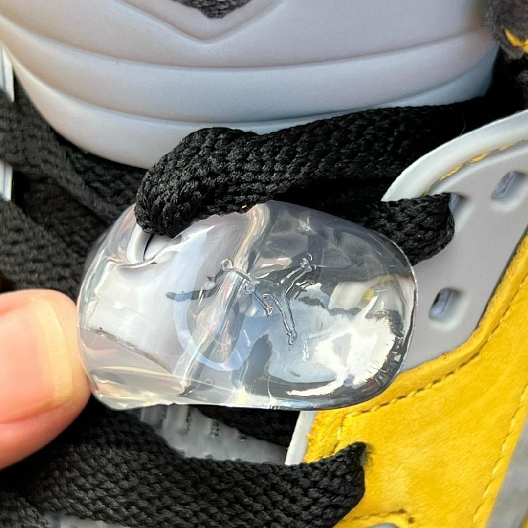 Air Jordan 5 Retro University Gold CT4838-700