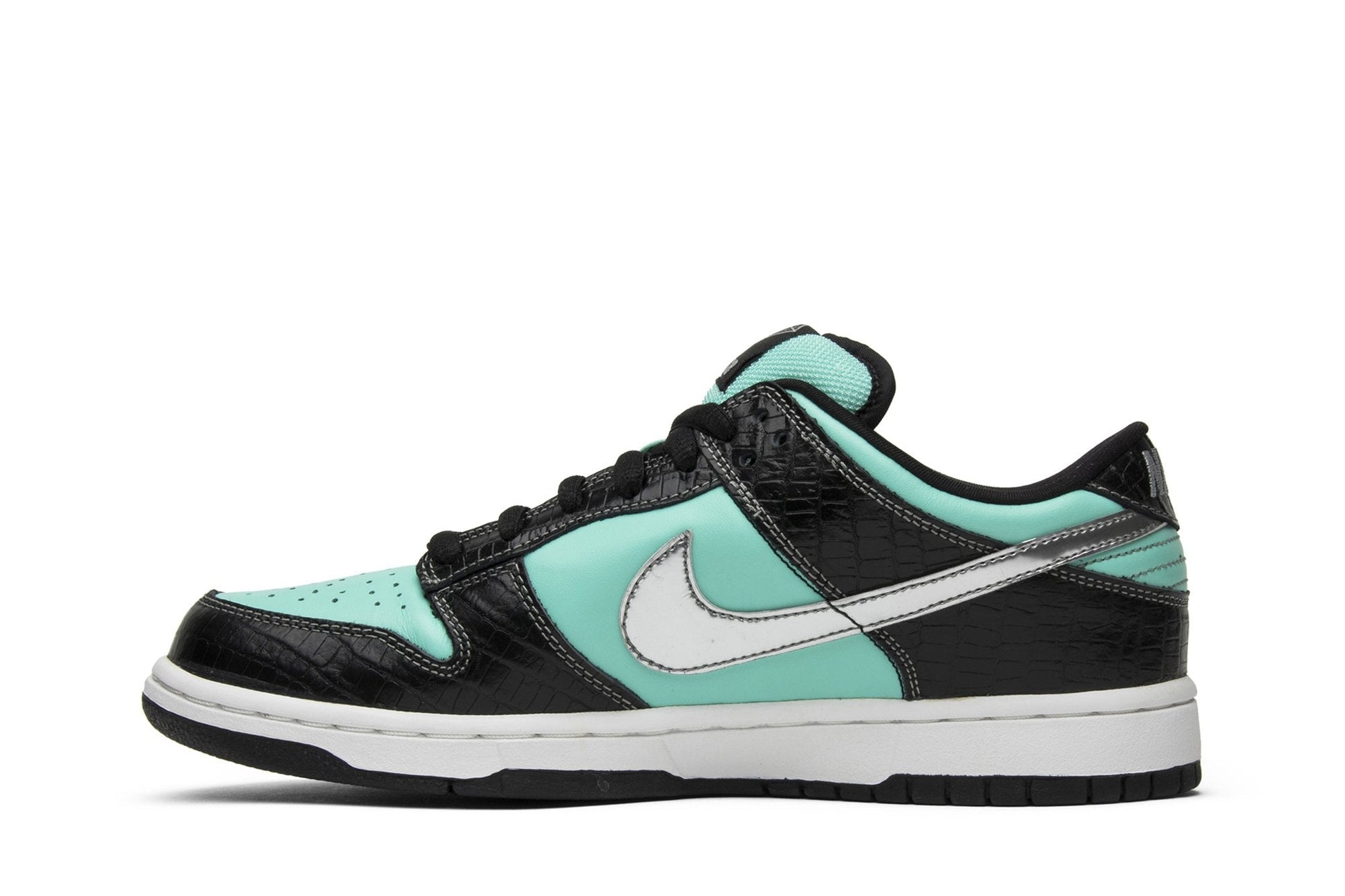 Nike Dunk Low Pro SB X Diamond Supply Co. Tiffany