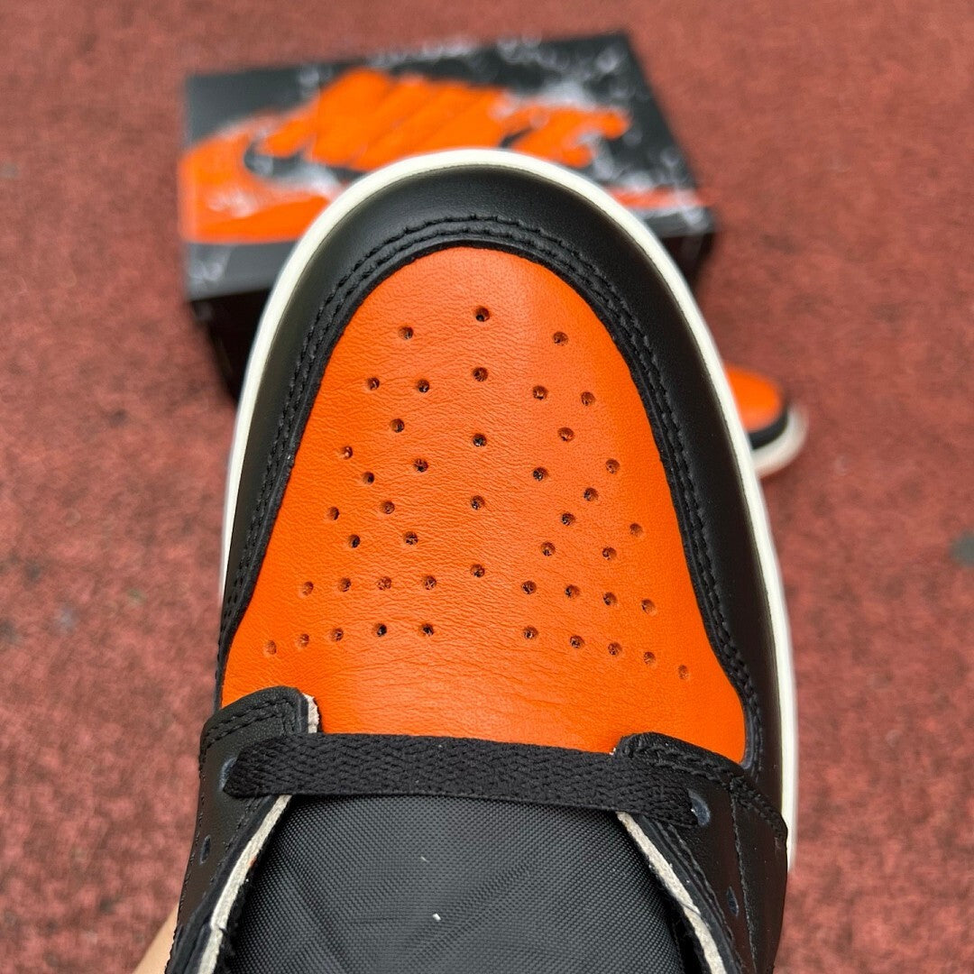 Air Jordan 1 Retro High OG Shattered Backboard 3.0 555088-028