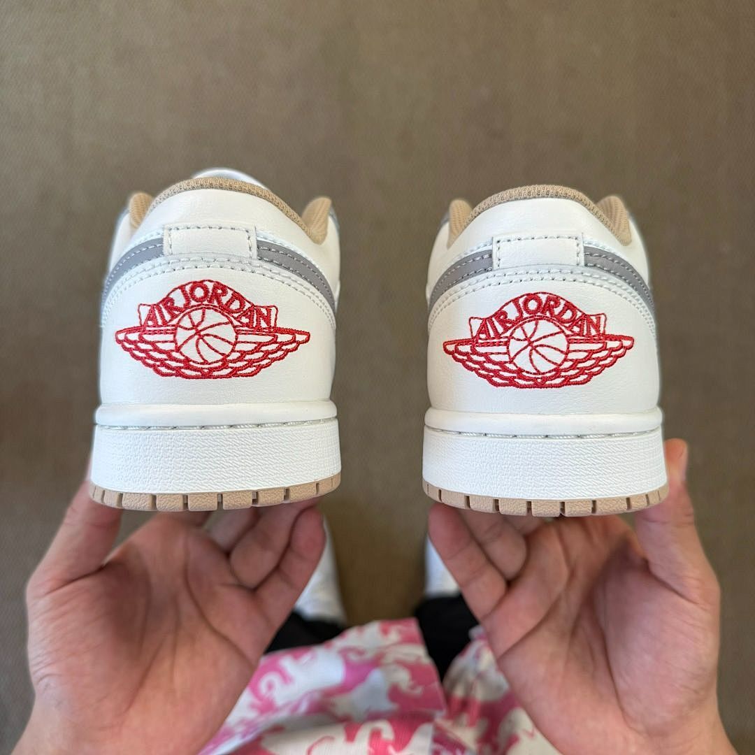 Air Jordan 1 Low "Cement Grey" 553558-053