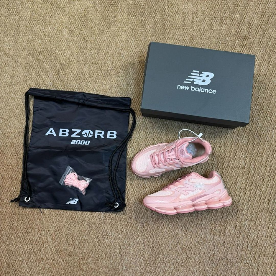 New Balance 1906R Pink Bubble Sole