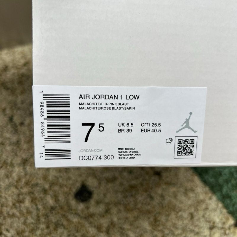 Air Jordan 1 Low Lucky Green Dark Grey Fuchsia Dream 553558-306