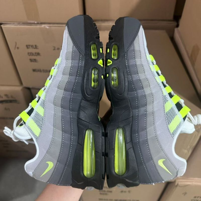 Nike Air Max 95 OG Neon CT1689-001