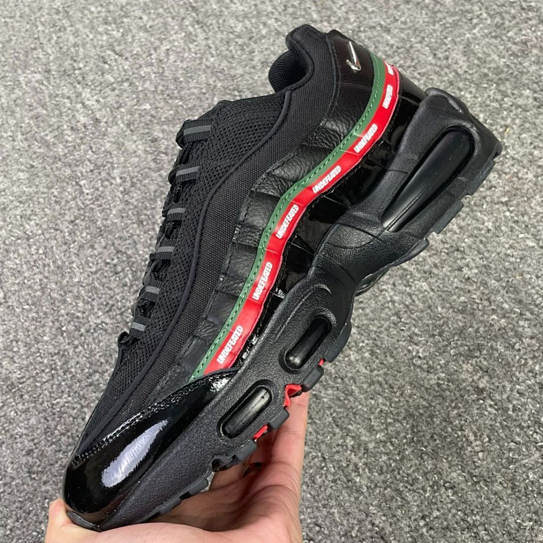 Nike Air Max 95 UNDEFEATED Black Military Green University Red DH6525-001 Men's Sneakers