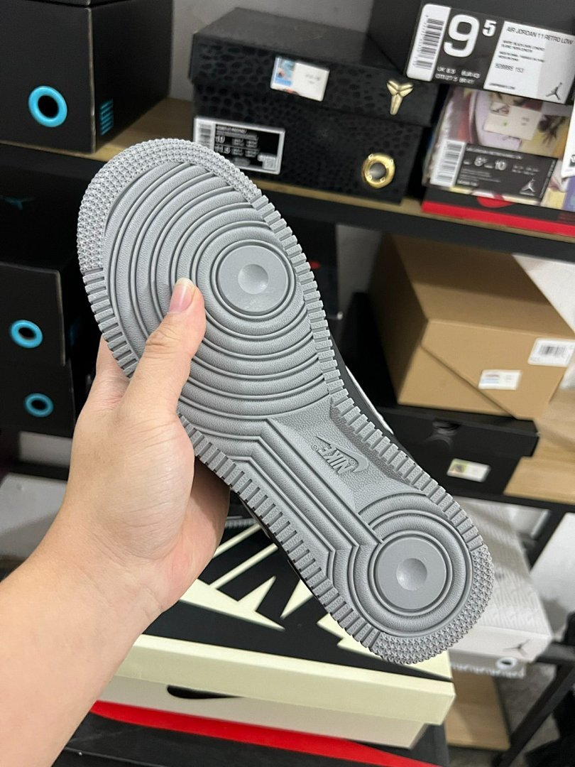 Nike Air Force 1 '07 LV8 Black Iridescent Holographic Swoosh Grey Sole CW6999-001 Sneakers Shoes