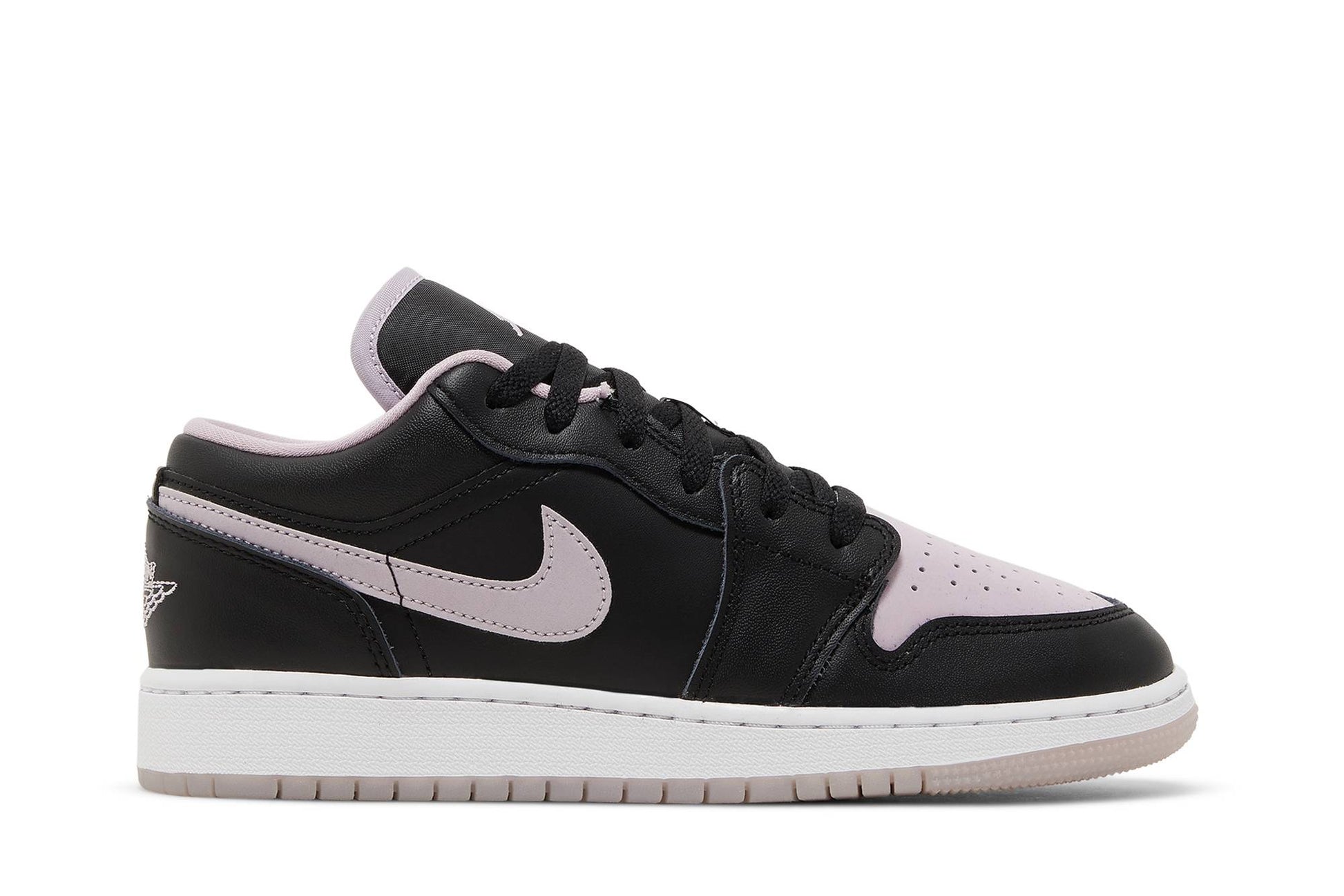 ( Grade School ) Air Jordan 1 Low SE 'Black Iced Lilac' DV1333-051