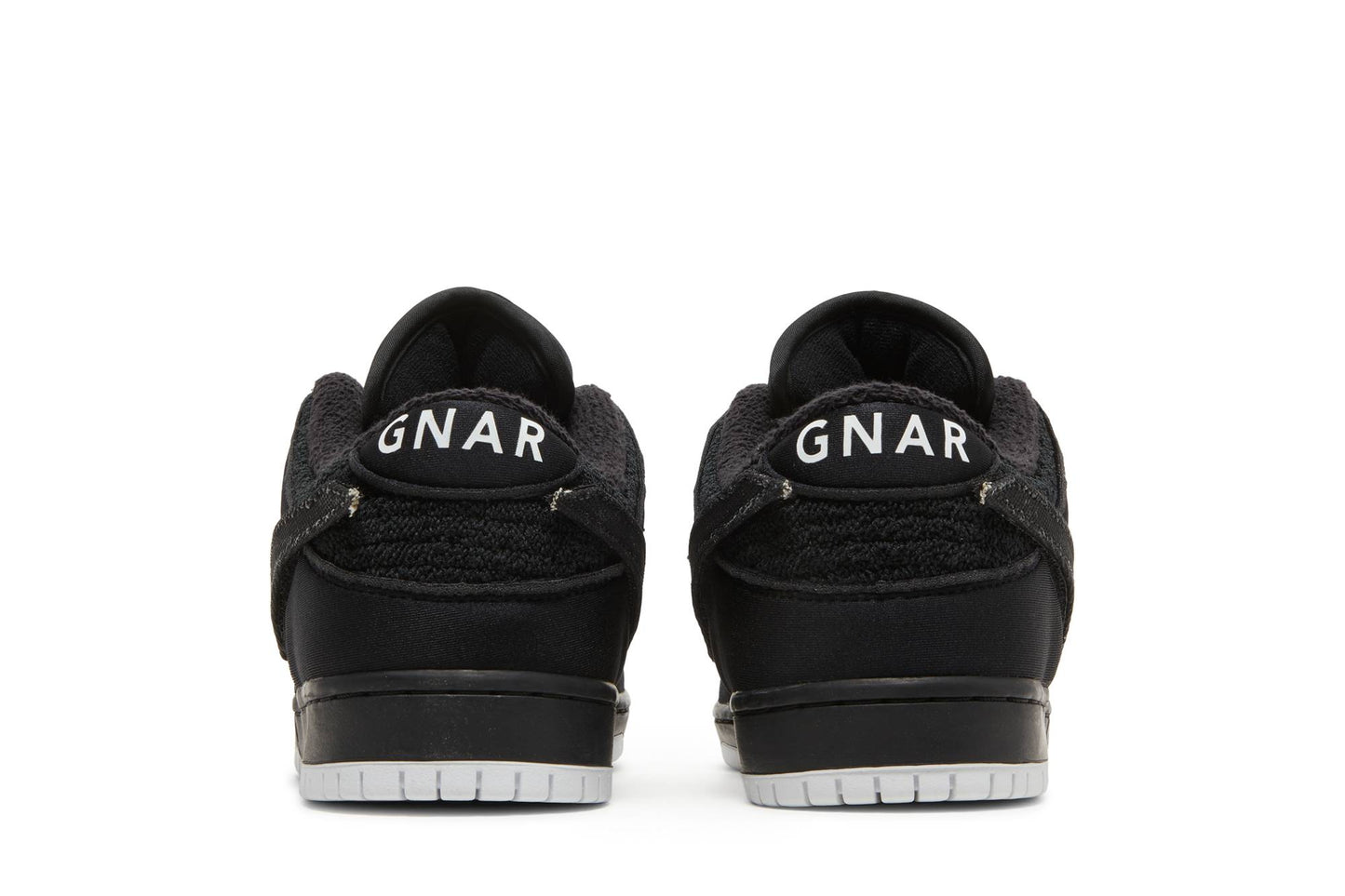 Gnarhunters X Nike SB Dunk Low DH7756-010