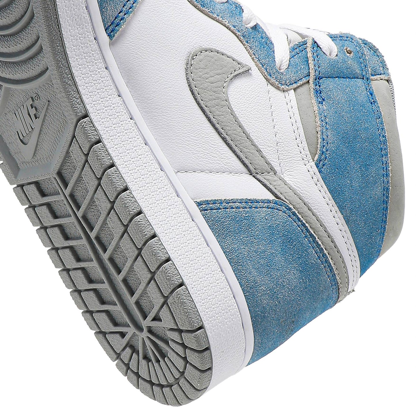 Air Jordan 1 Retro High OG 'Hyper Royal' 555088-402