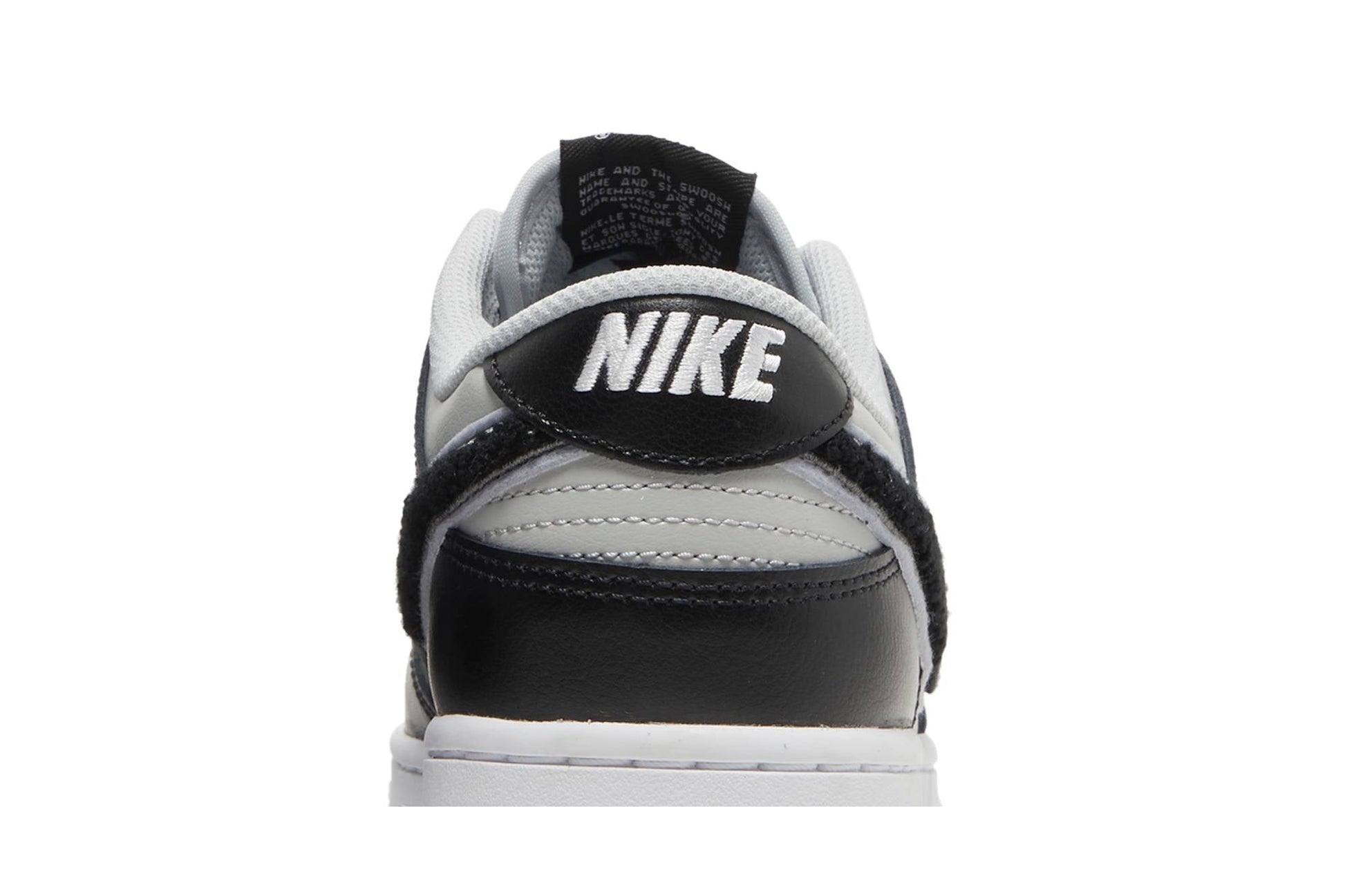 Nike Dunk Low Chenille Swoosh DQ7683-001