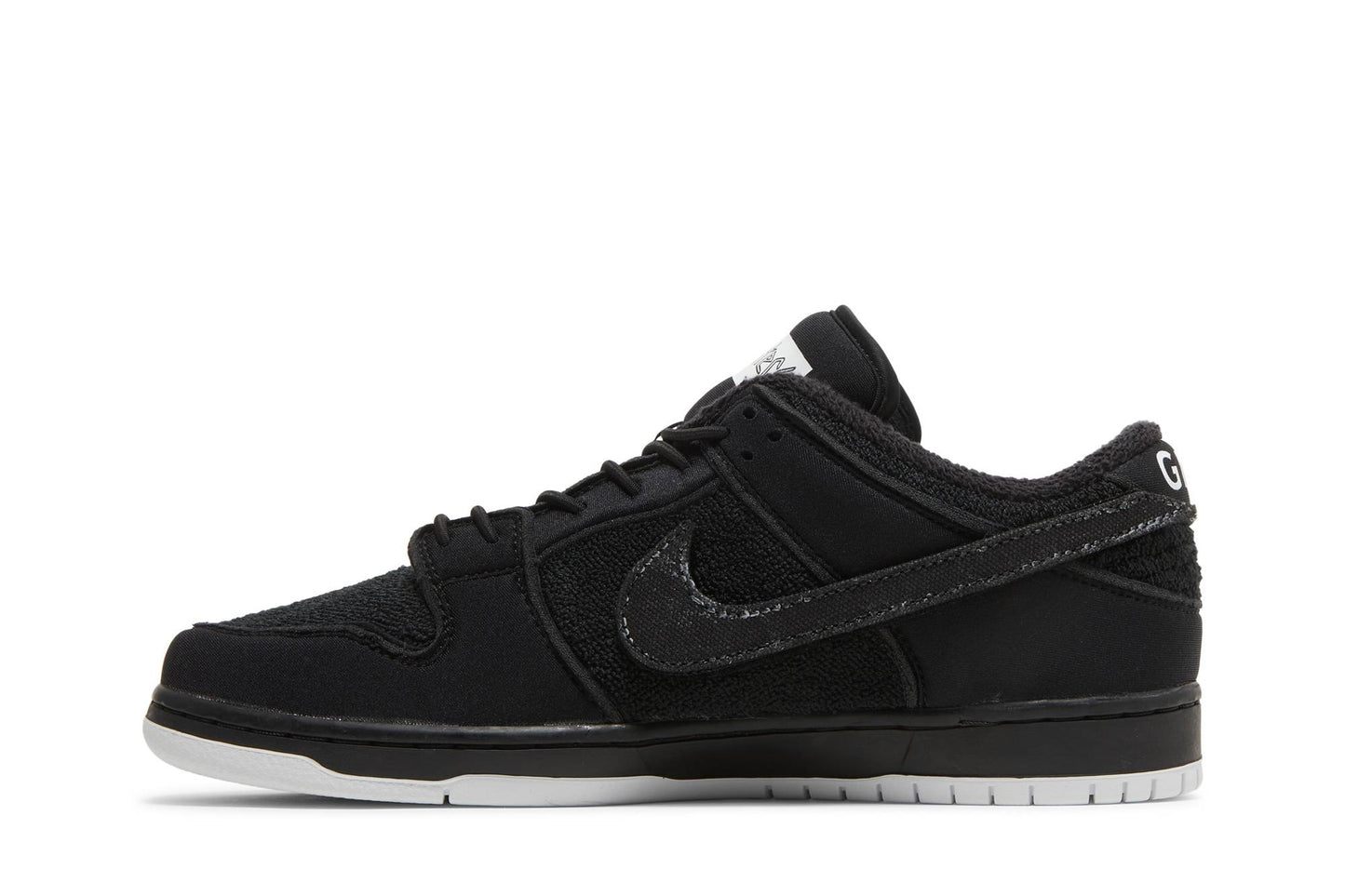 Gnarhunters X Nike SB Dunk Low DH7756-010