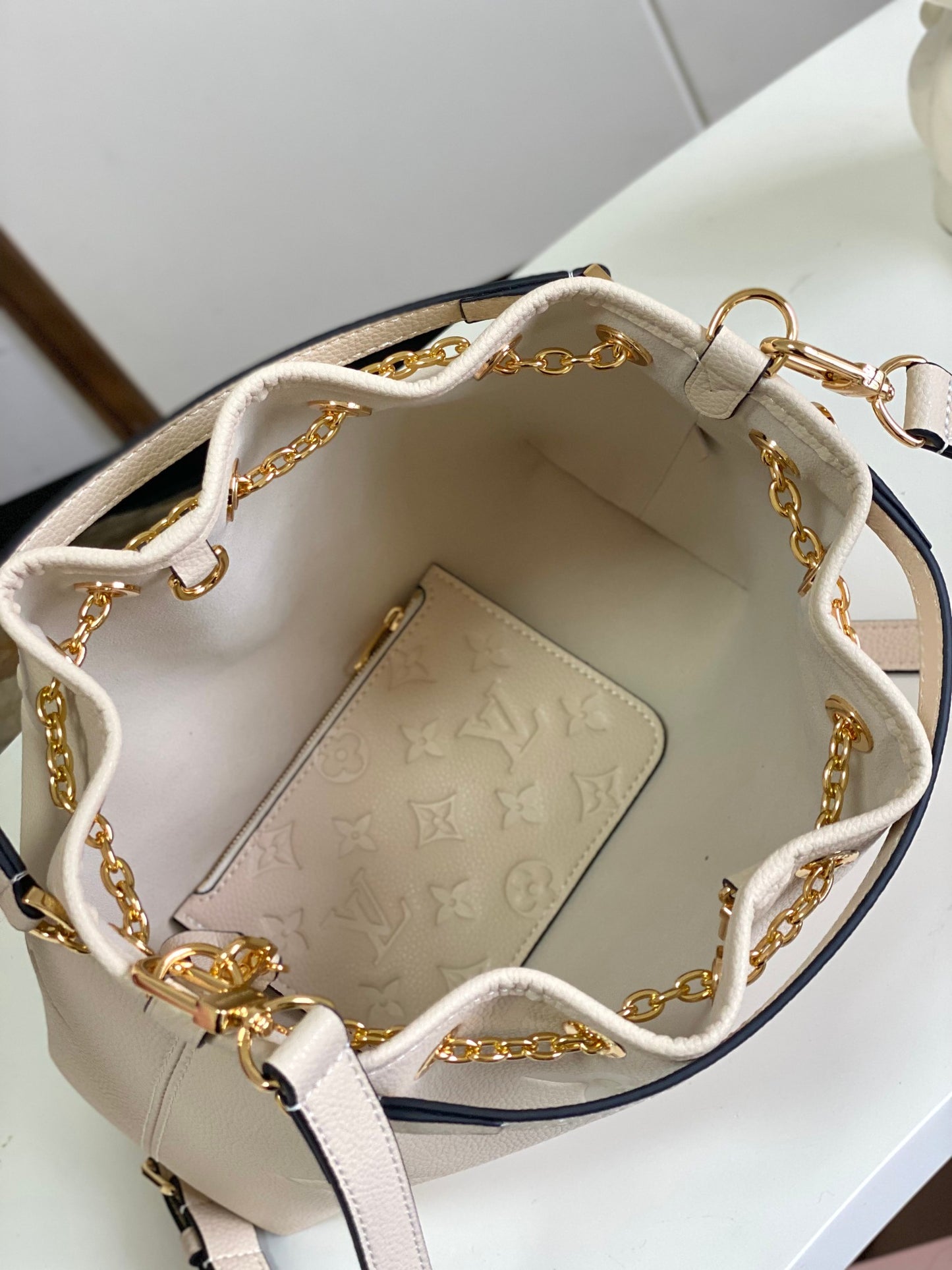 Louis Vuitton Cream Embossed Leather Hobo Shoulder Bag with Gold Hardware