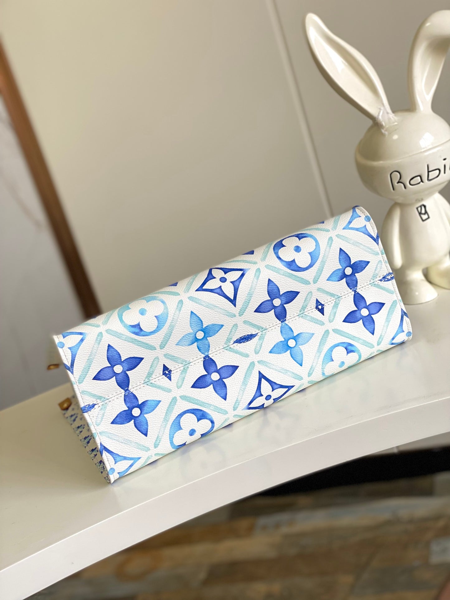 Louis Vuitton Escale Onthego GM Monogram Canvas Tote Bag Blue