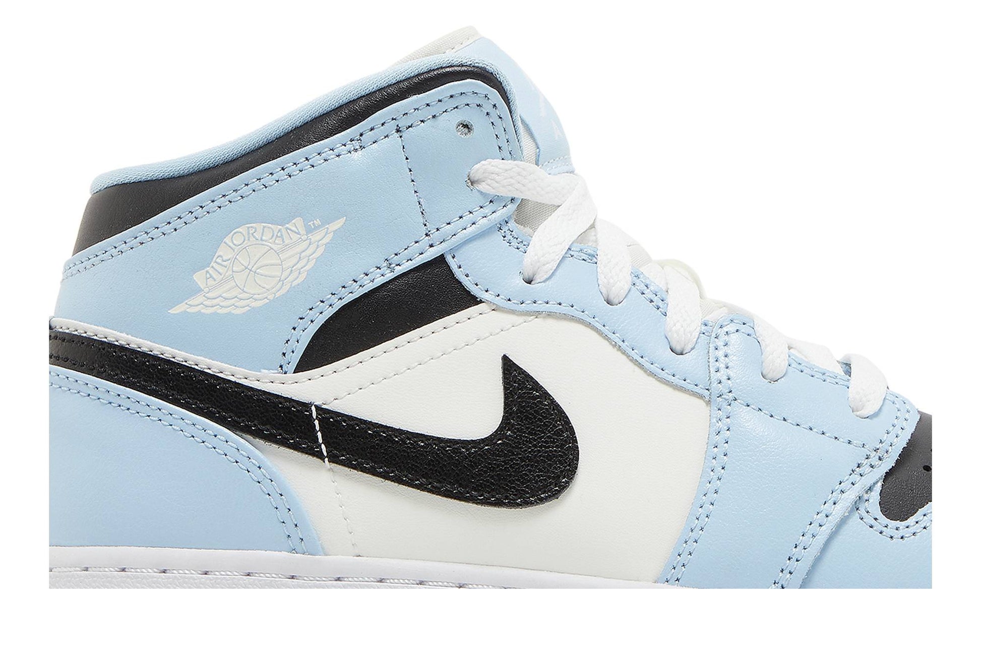 ( Grade School ) Air Jordan 1 Mid 'Ice Blue' 555112-401