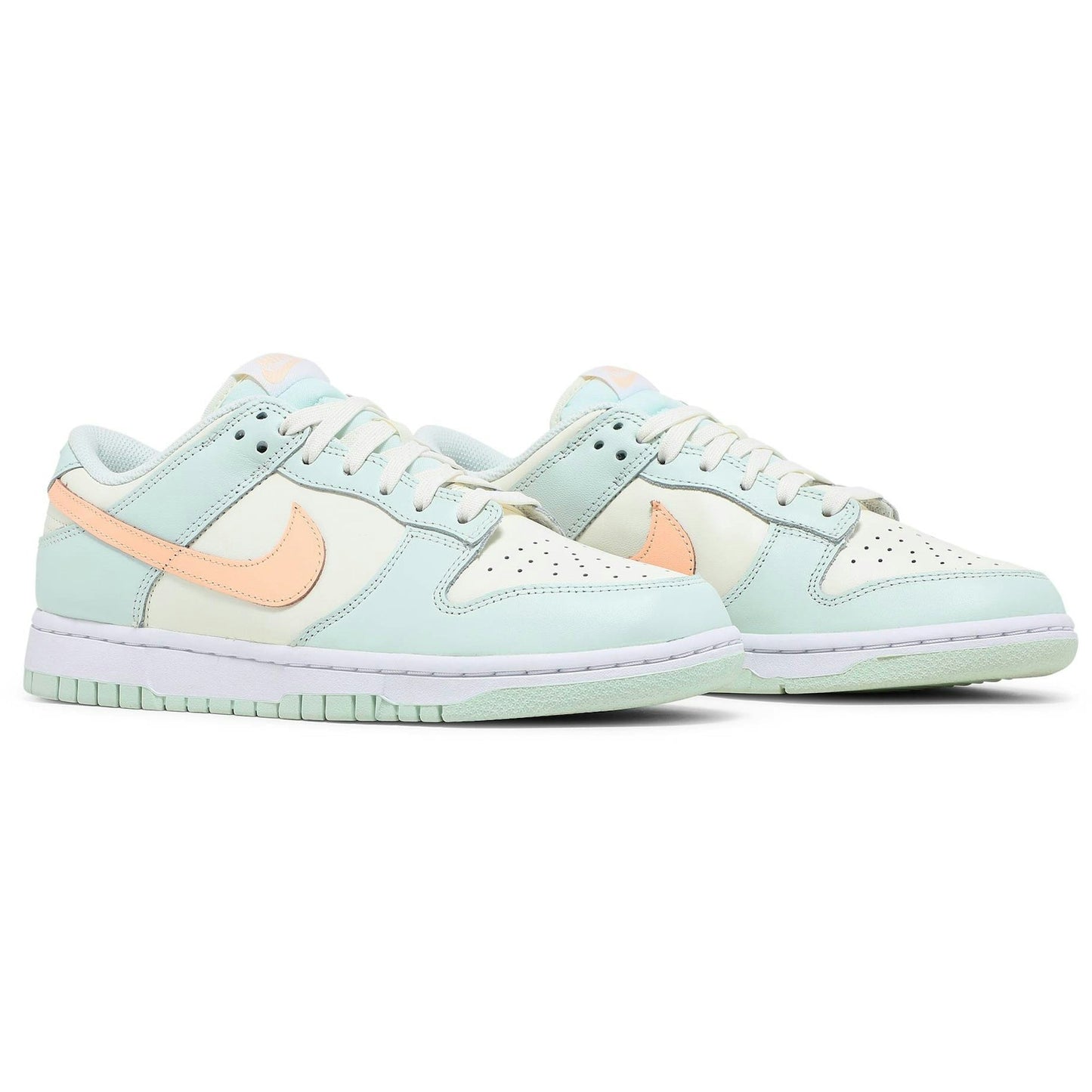 ( Women ) Nike Dunk Low 'Barely Green' DD1503-104