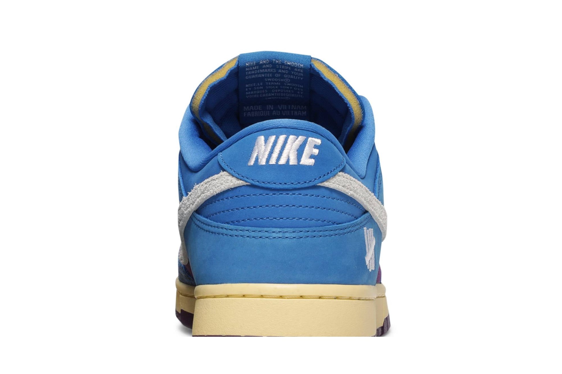 UNDEFEATED X Nike Dunk Low SP 5 On It DH6508-400