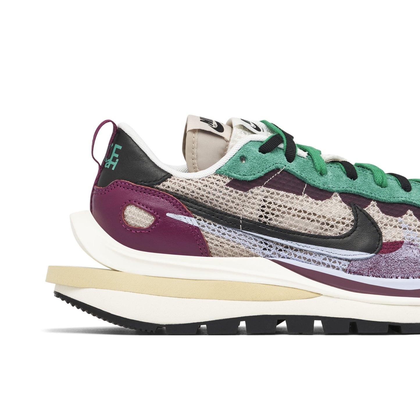 Sacai X Nike Vaporwaffle Red Green