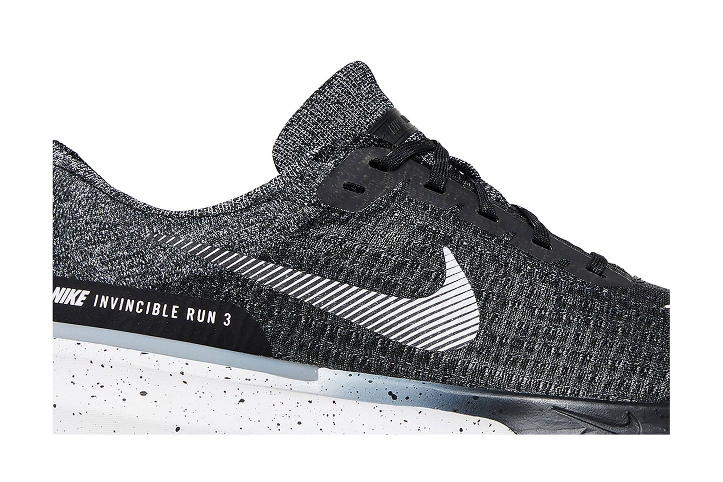 Nike ZoomX Invincible Run Flyknit 3 'Oreo' DR2615-002