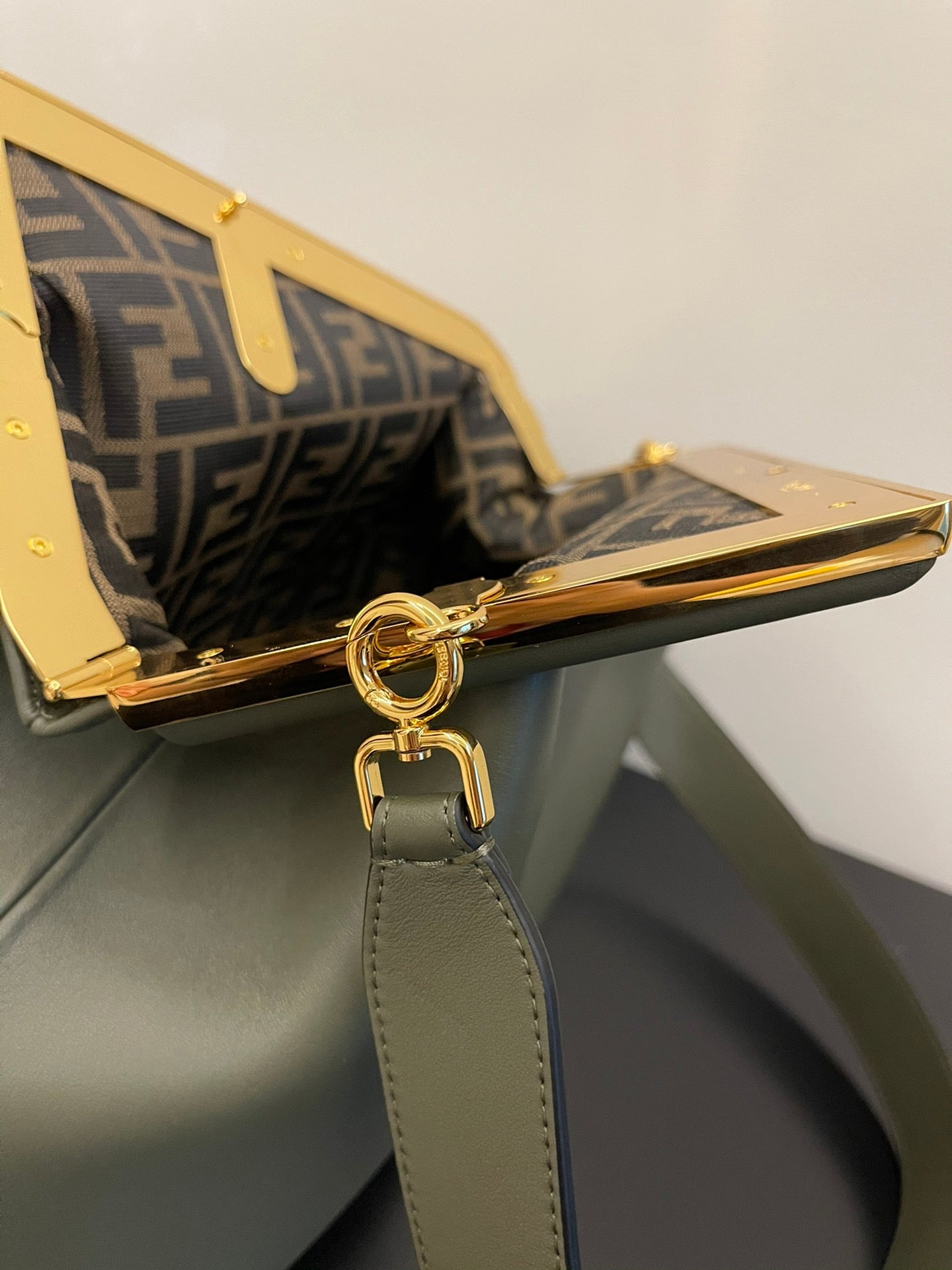 Women's Olive Green Frame Clutch Crossbody Bag - Elegant Evening Handbag