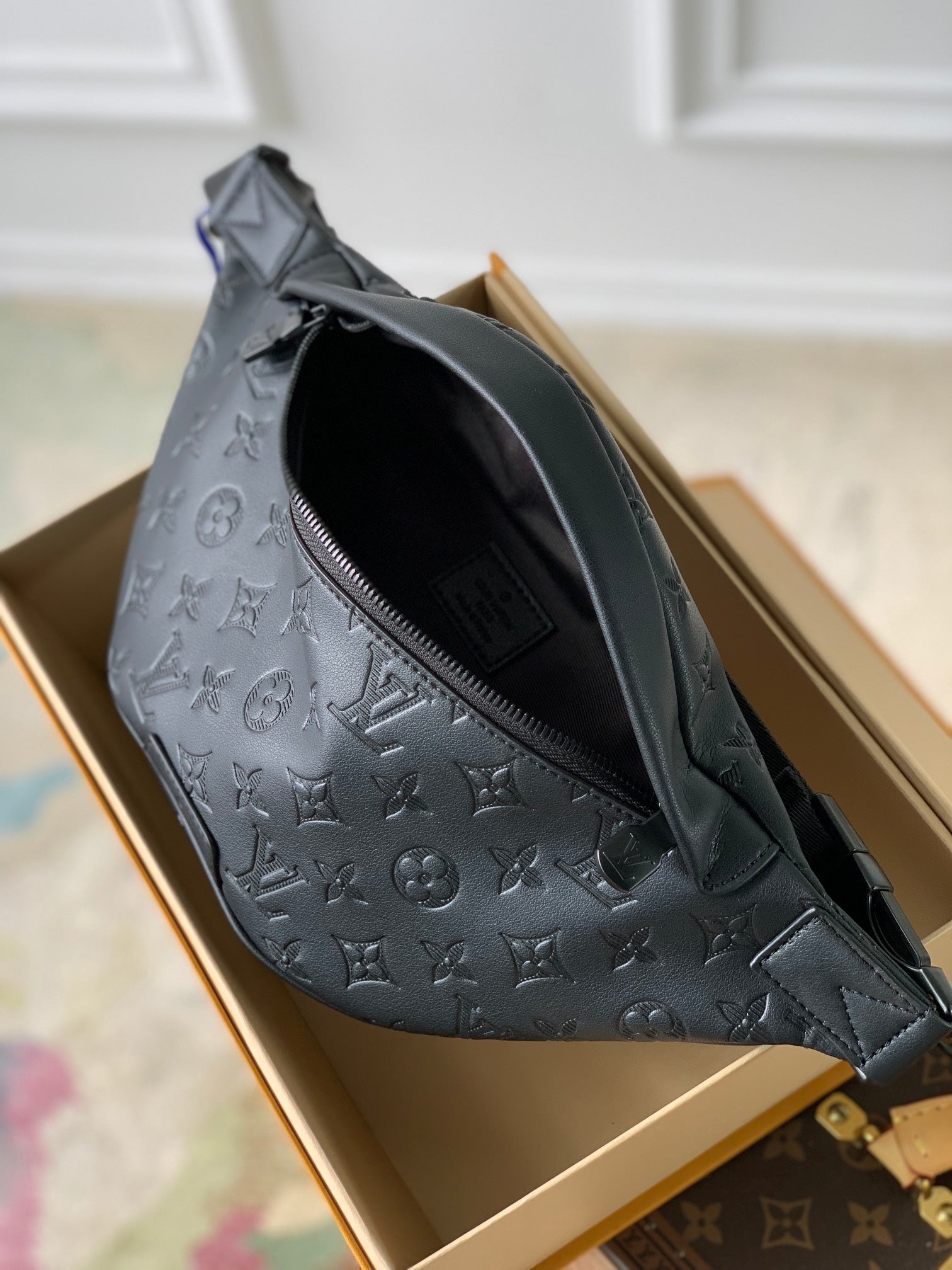 Louis Vuitton Discovery Bumbag - Monogram Shadow Calf Leather, Black
