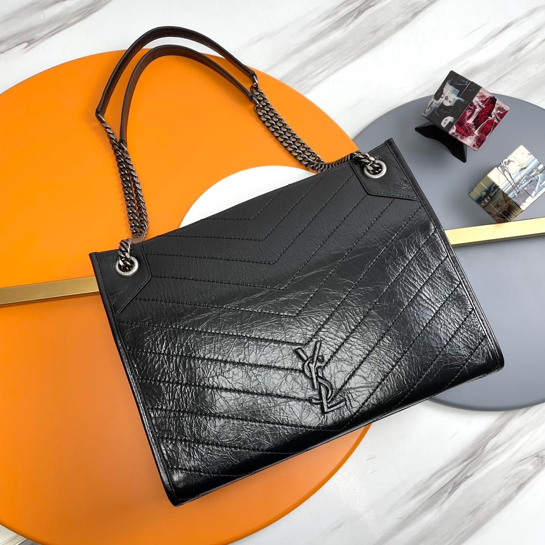 Saint Laurent Niki Medium Chain Bag in Crinkled Vintage Leather - Black