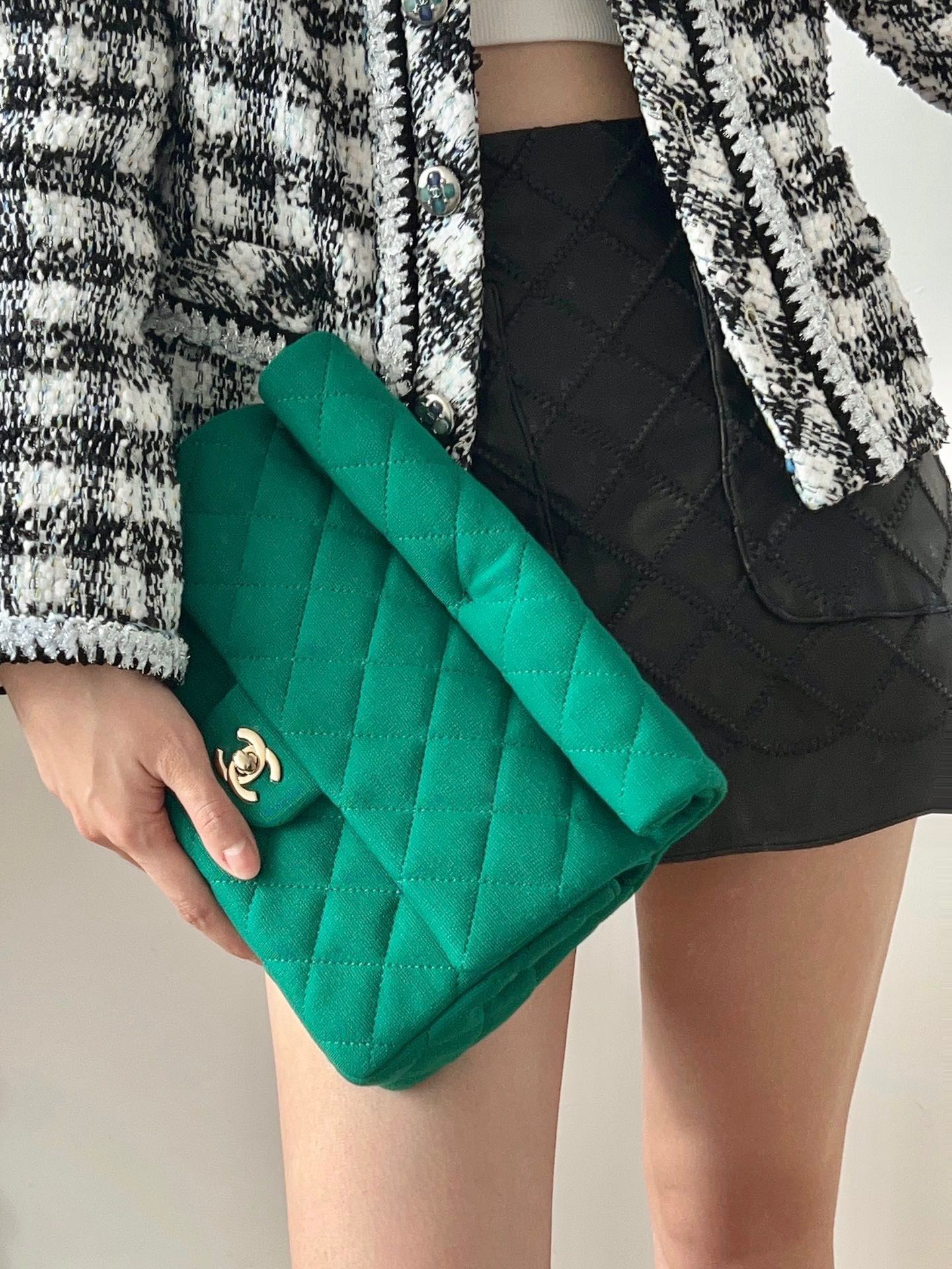 Chanel Classic Quilted Flap Bag - Emerald Green Velvet with Gold-Tone Hardware