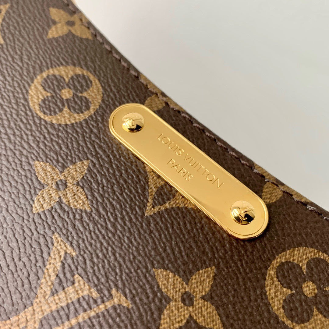 Elegant Monogram Canvas Crossbody Bag with Gold Chain and Leather Strap