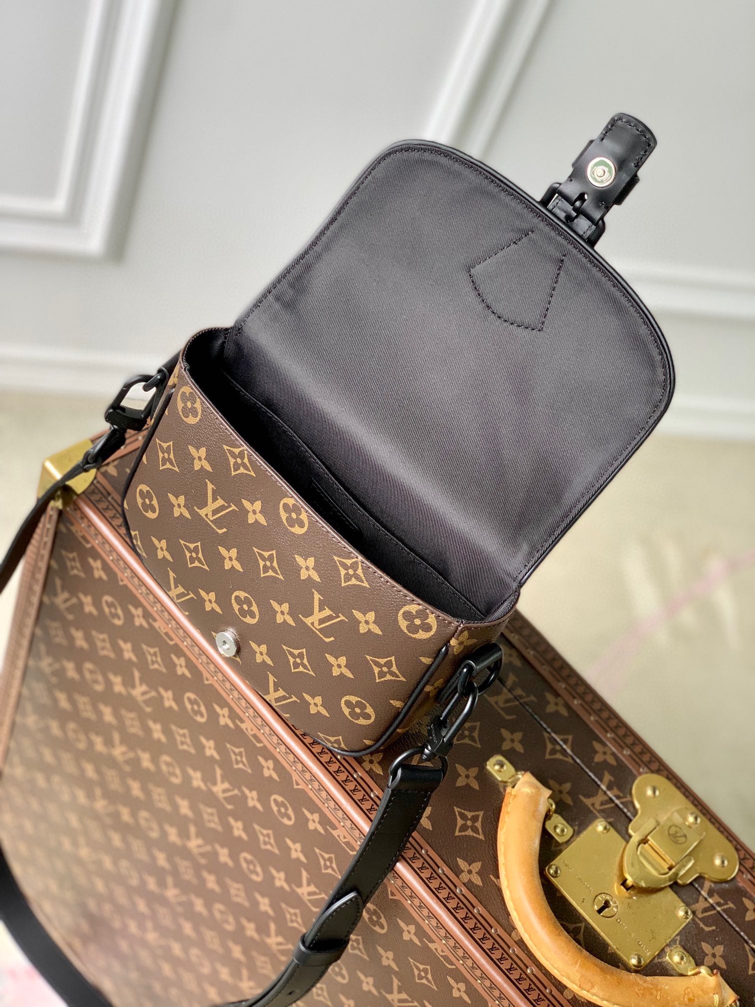 Louis Vuitton Monogram Canvas Crossbody Bag with Black Leather Trim & Hardware