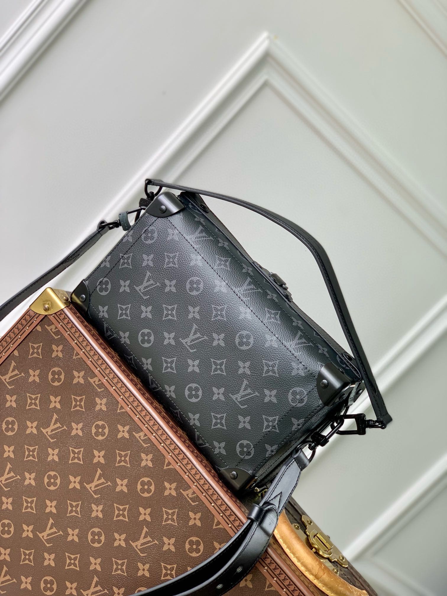 Louis Vuitton Luxury Monogram Print Grey Crossbody Bag with Top Handle