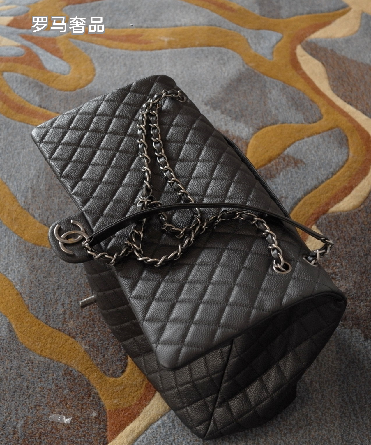 Luxury Oversized Black Quilted Leather Shoulder Bag - Maxi Flap Handbag for Women