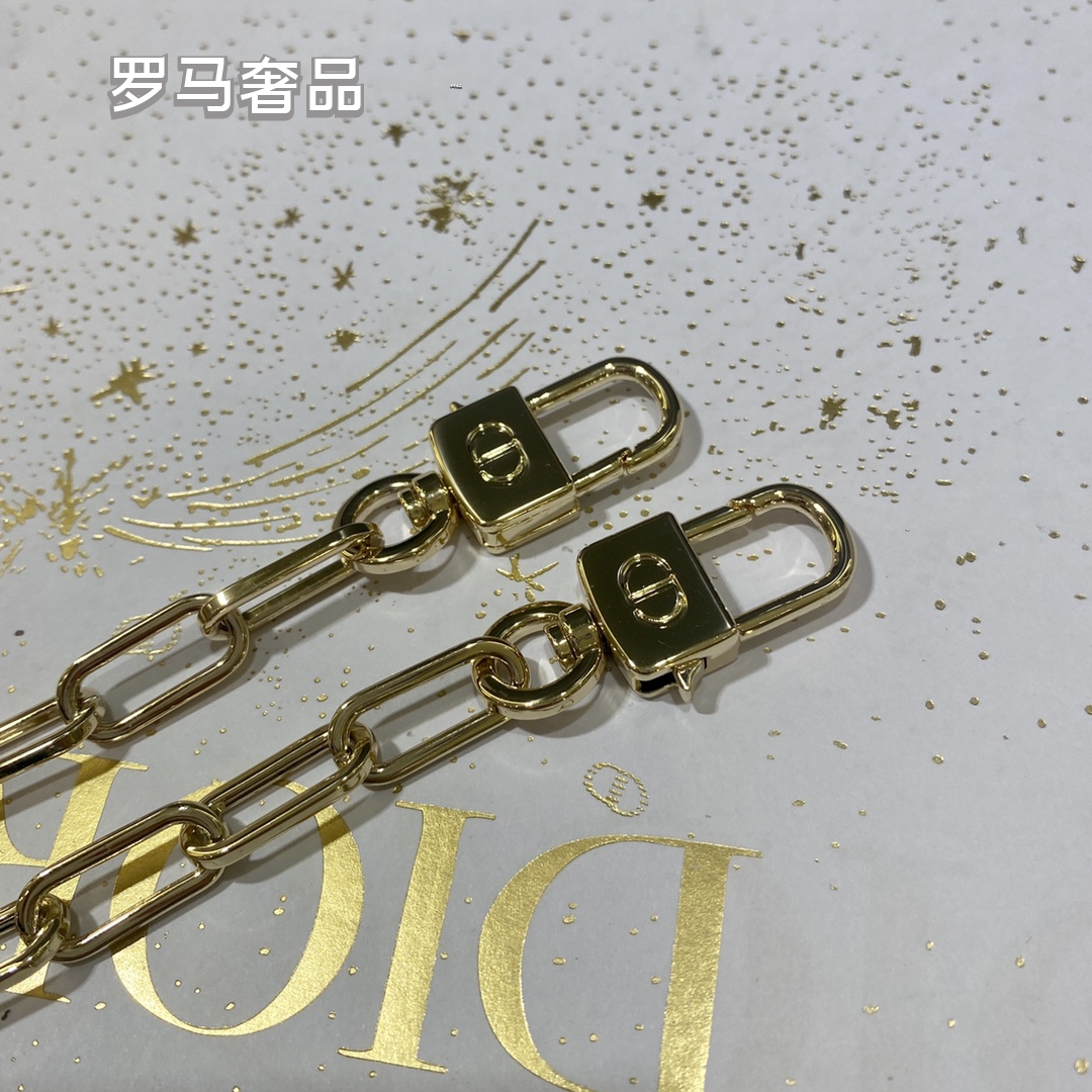 Dior Vintage Quilted Woven Straw Handbag with Chain Strap and Top Handle