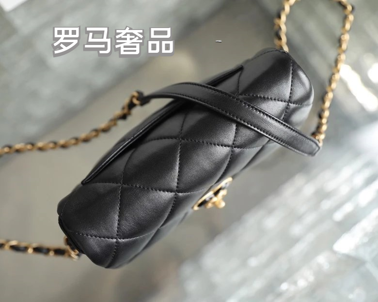 Chanel Black Quilted Lambskin CC Heart Flap Bag - Gold Hardware